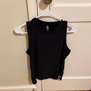 Like New Vuori Energy Top Long